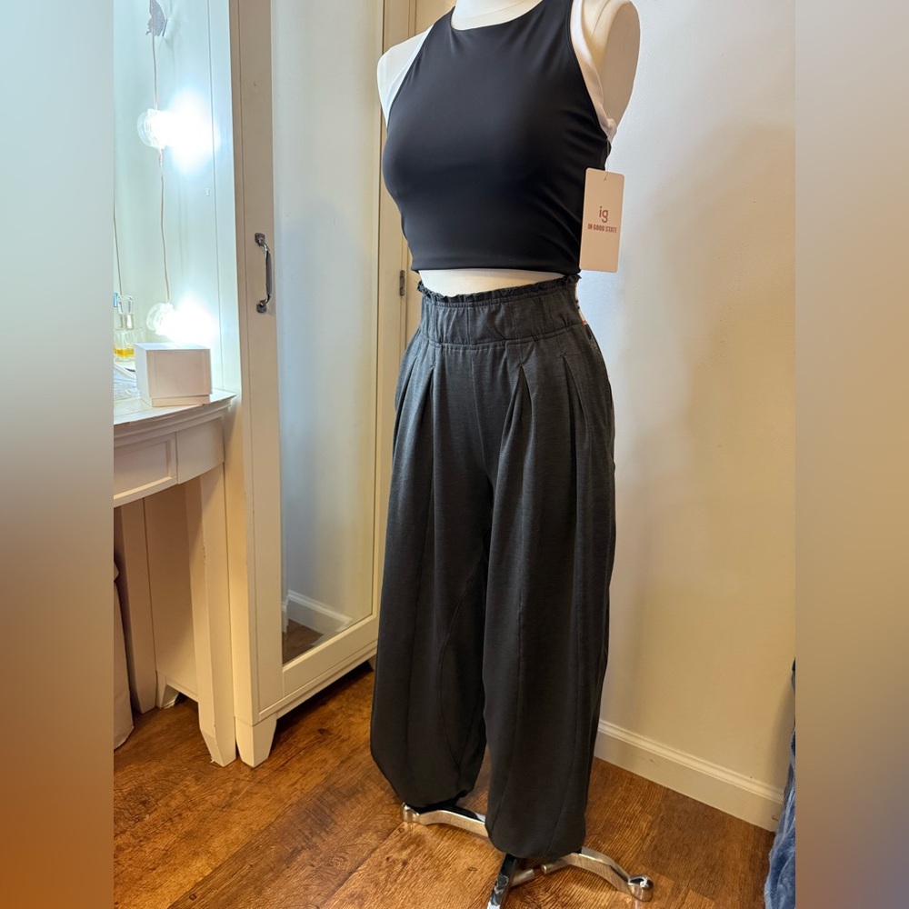 Free People baggy pants size XS